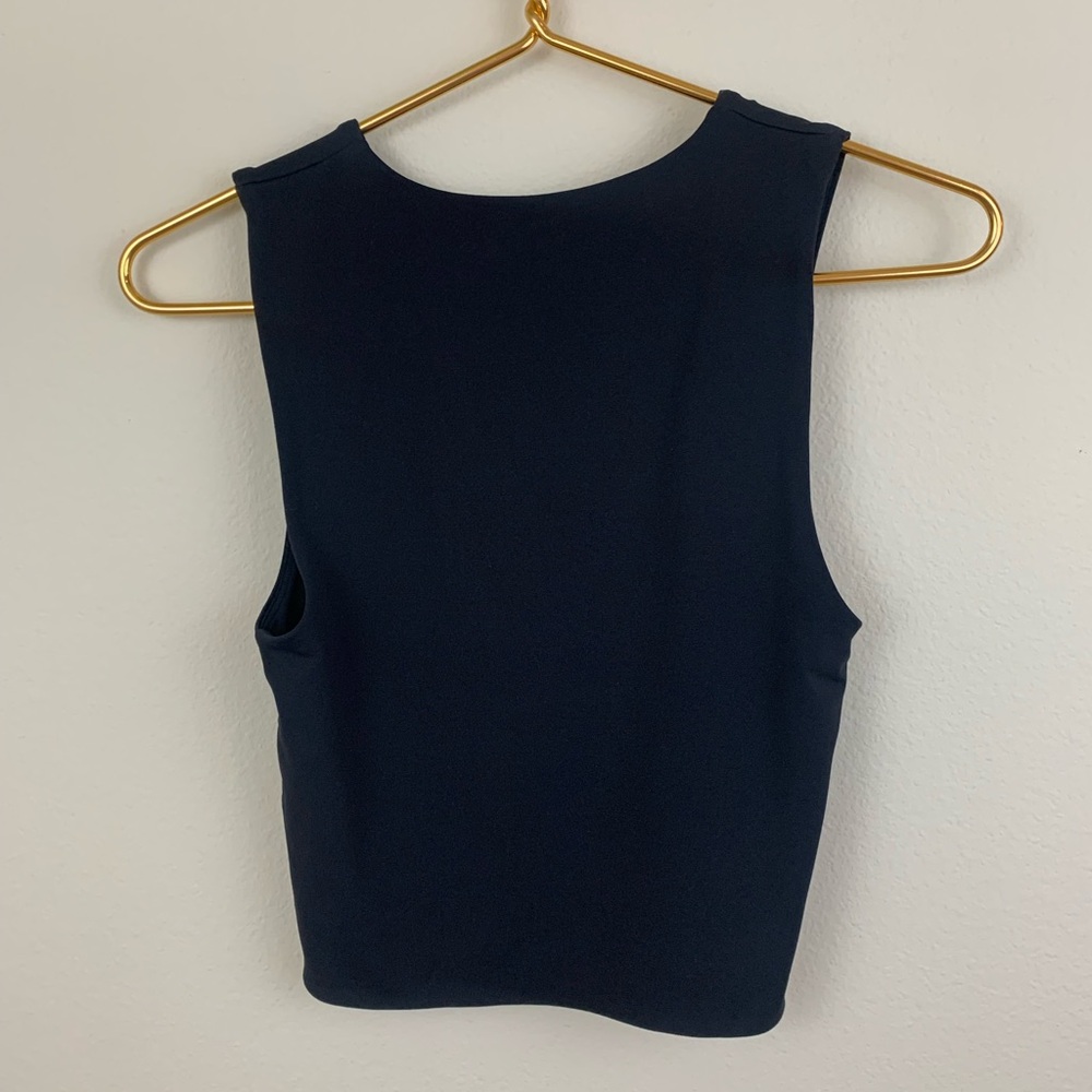 Babaton Contour Black Sleeveless Top - Picture 5 of 11